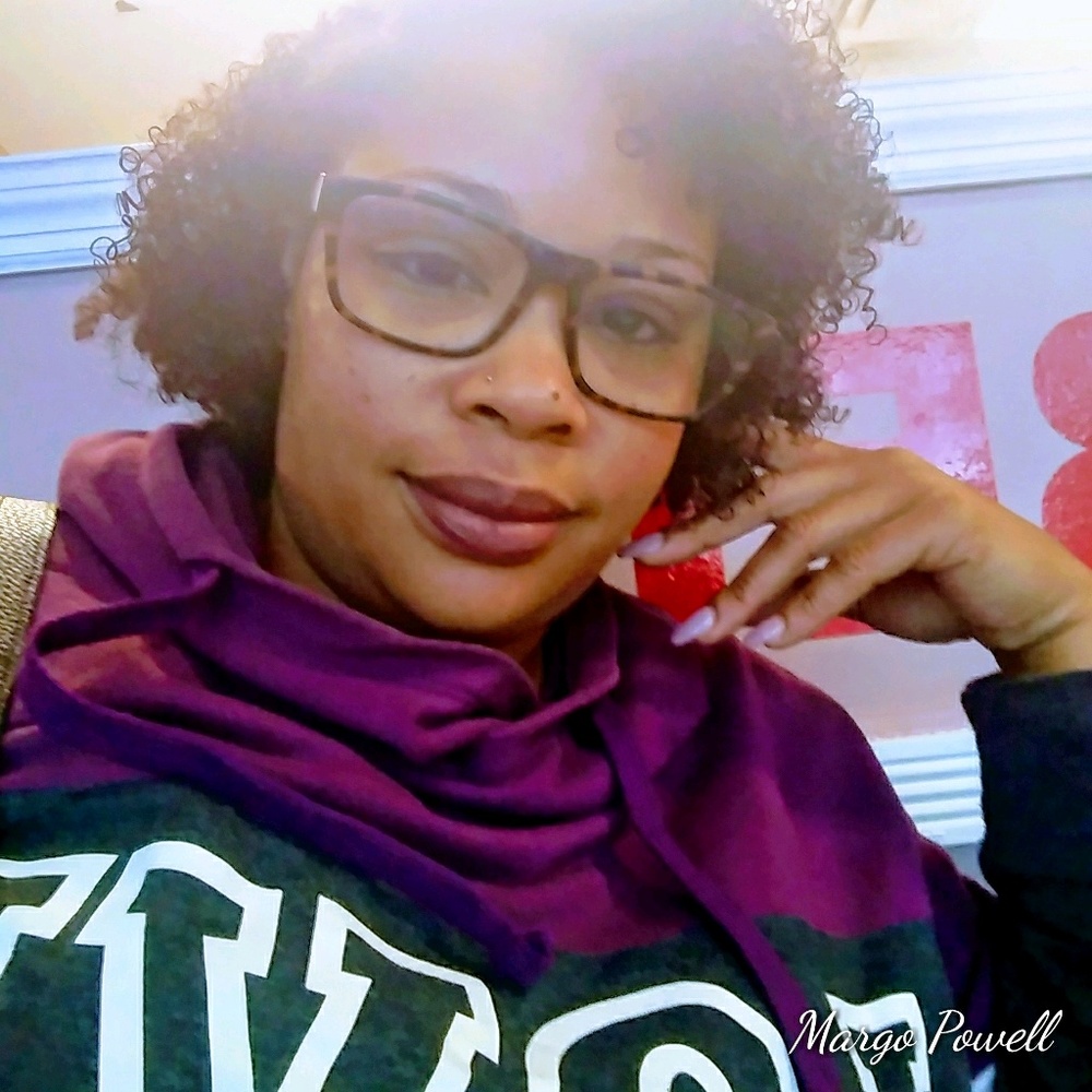 Meet your Posher, Margo